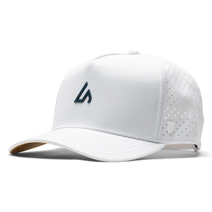 Suay Apex 5-panel snapback hat in White / Navy - front view