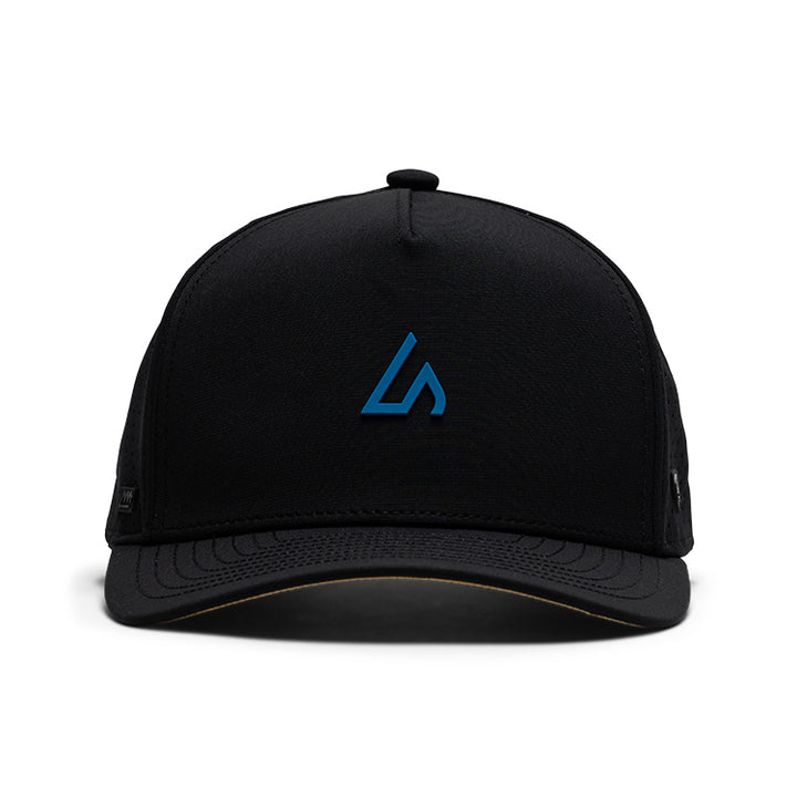 Suay Apex 5-panel snapback hat in Black / Blue - side view