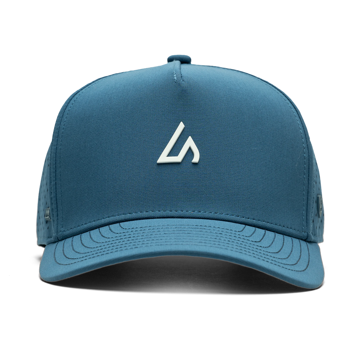 Suay Apex 5-panel snapback hat in Harbor Blue / White - front view
