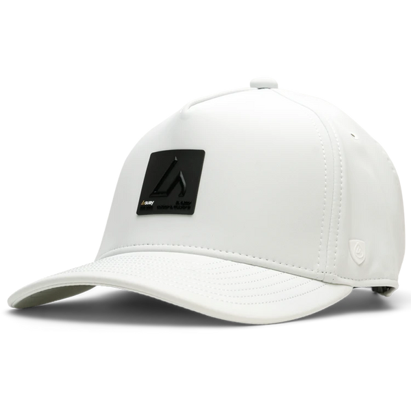 Suay Apex Toasty fleece-lined 5-panel snapback hat in White - front view
