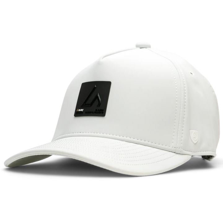 Suay Apex Toasty fleece-lined 5-panel snapback hat in White - front view