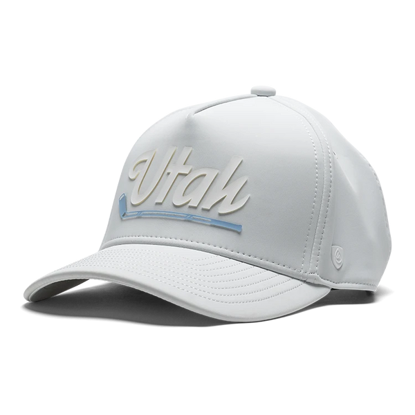 Suay Apex Toasty fleece-lined 5-panel snapback hat in White - front view