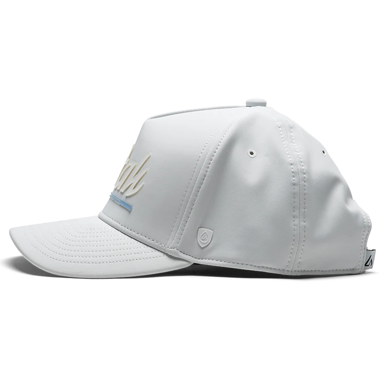 Suay Apex Toasty fleece-lined 5-panel snapback hat in White - back view