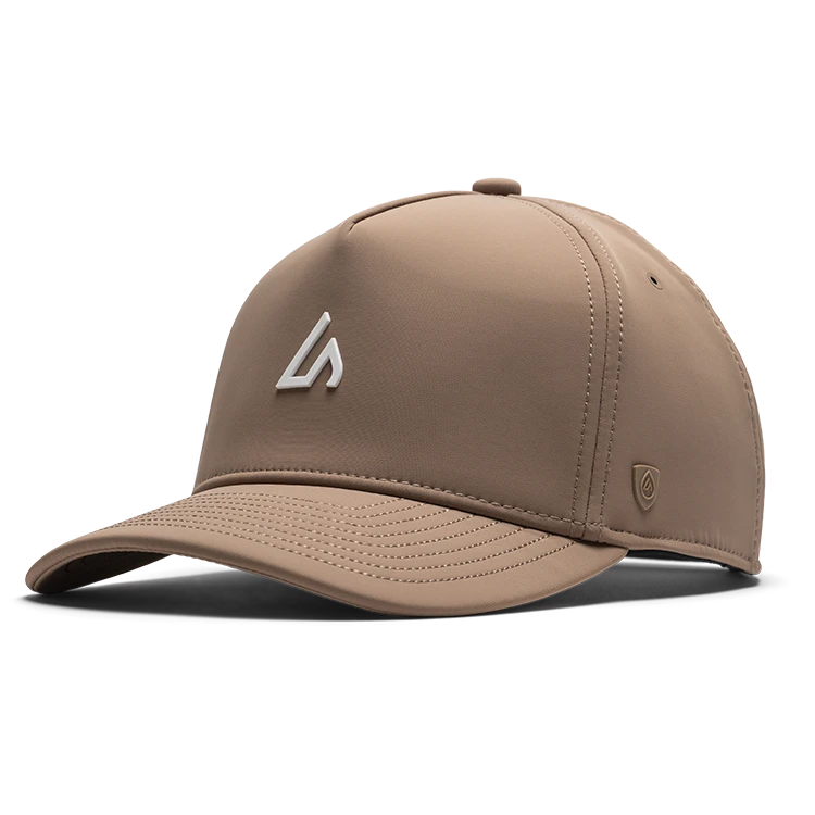 Suay Apex Toasty fleece-lined 5-panel snapback hat in Dune / White - front view