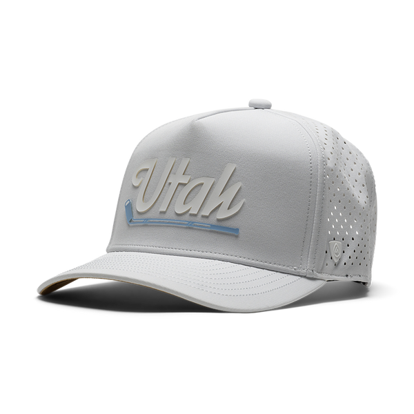 Suay Apex 5-panel snapback hat in White - front view