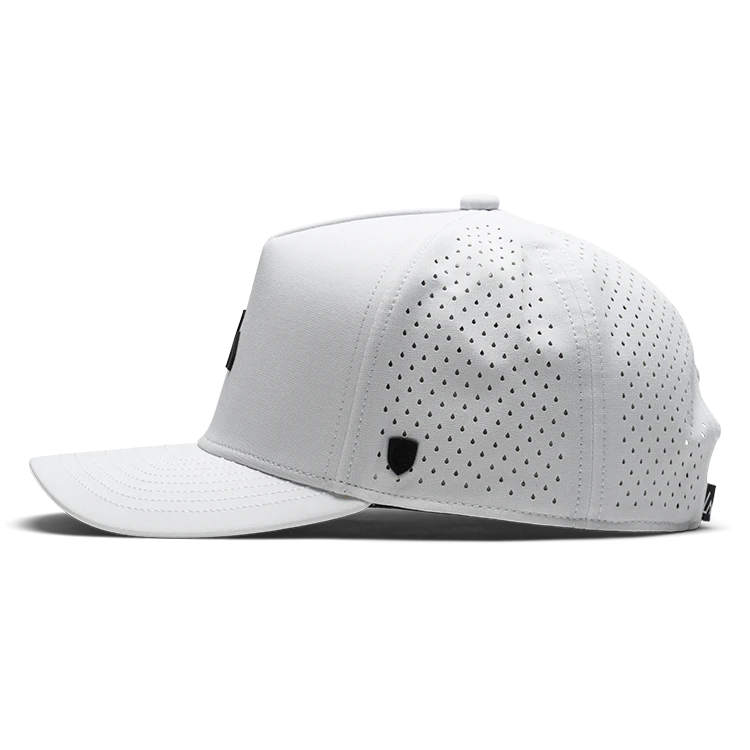 Suay Apex 5-panel snapback hat in White / Black - back view