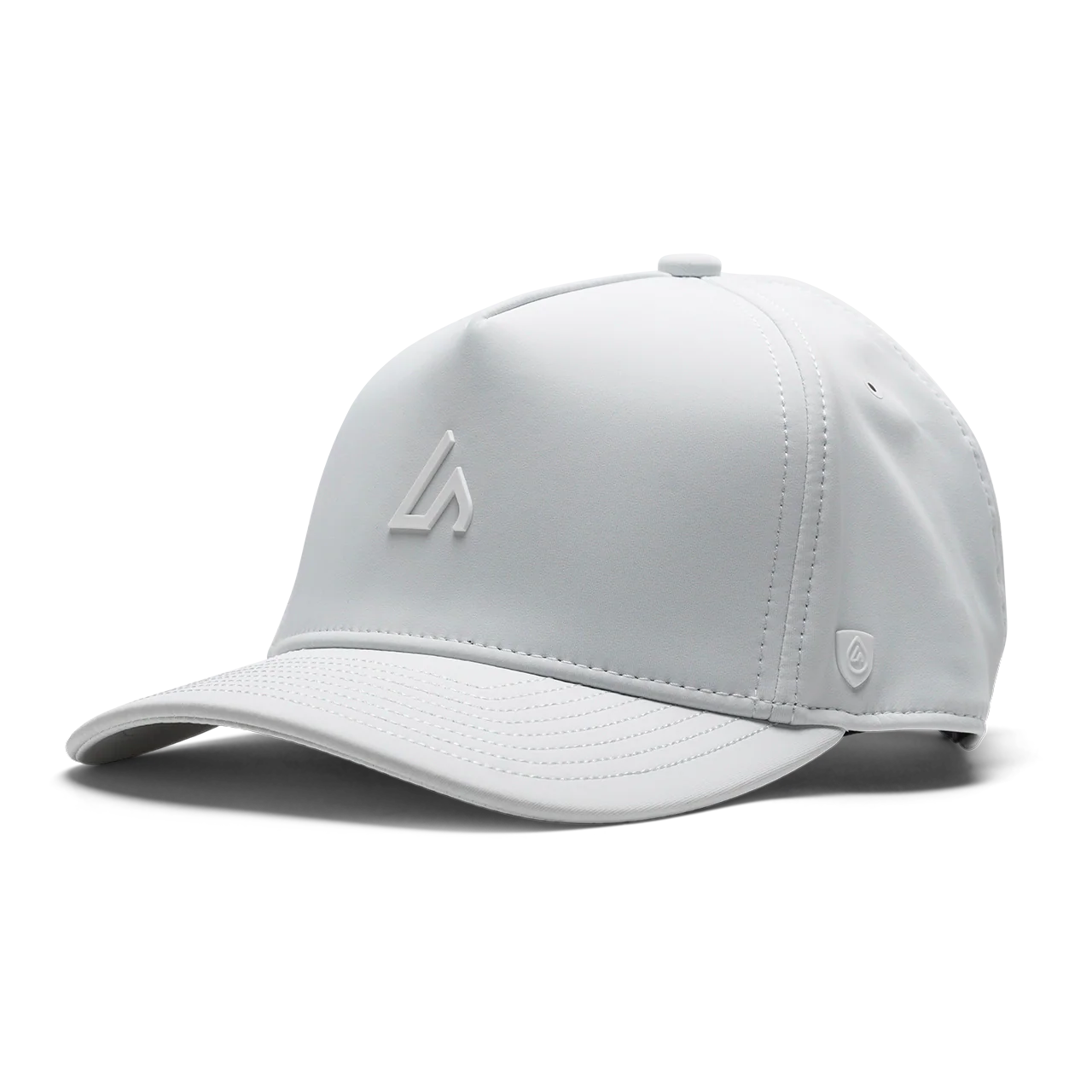 Suay Apex Toasty fleece-lined 5-panel snapback hat in White - front view